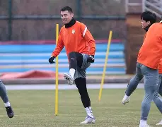 今晚山东泰山外线爆发：德国杯节点到来，压力陡增，身体对抗强度拉满的简单介绍-泛亚app下载