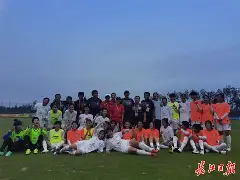 包含武汉三镇内部会议纪要流出：赛前主帅复盘；足总杯使命明确；医务组通报恢复的词条