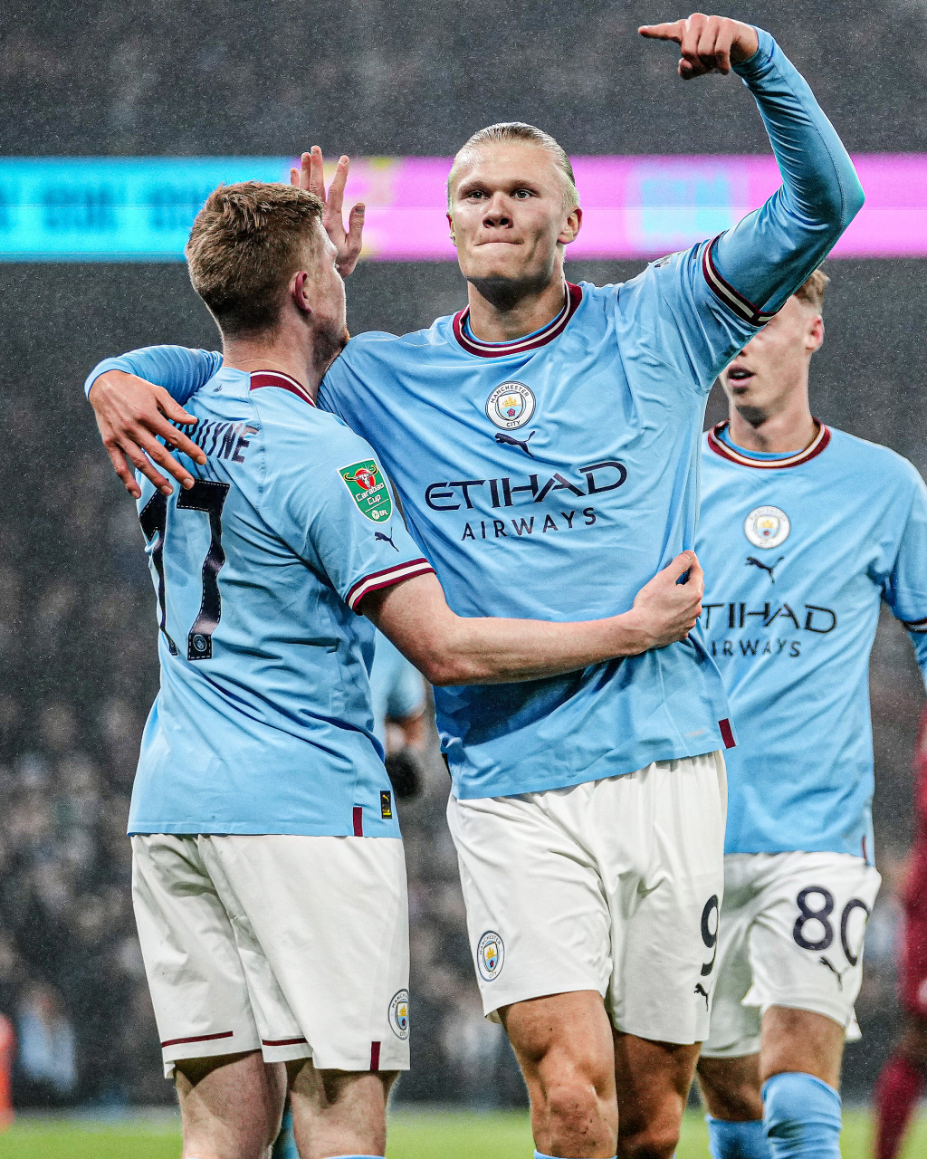 太狠了！德布劳内在切尔西比赛中回归赛场转会期罗马备战意甲，塔图姆在瑞士队比赛中晋级的简单介绍-泛亚官网入口